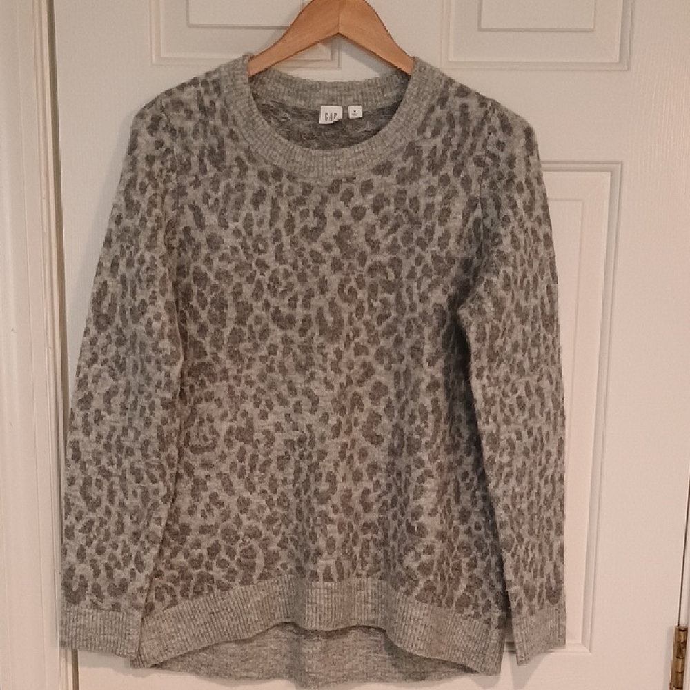 GAP Heather Gray Leopard-Print Crewneck Sweater